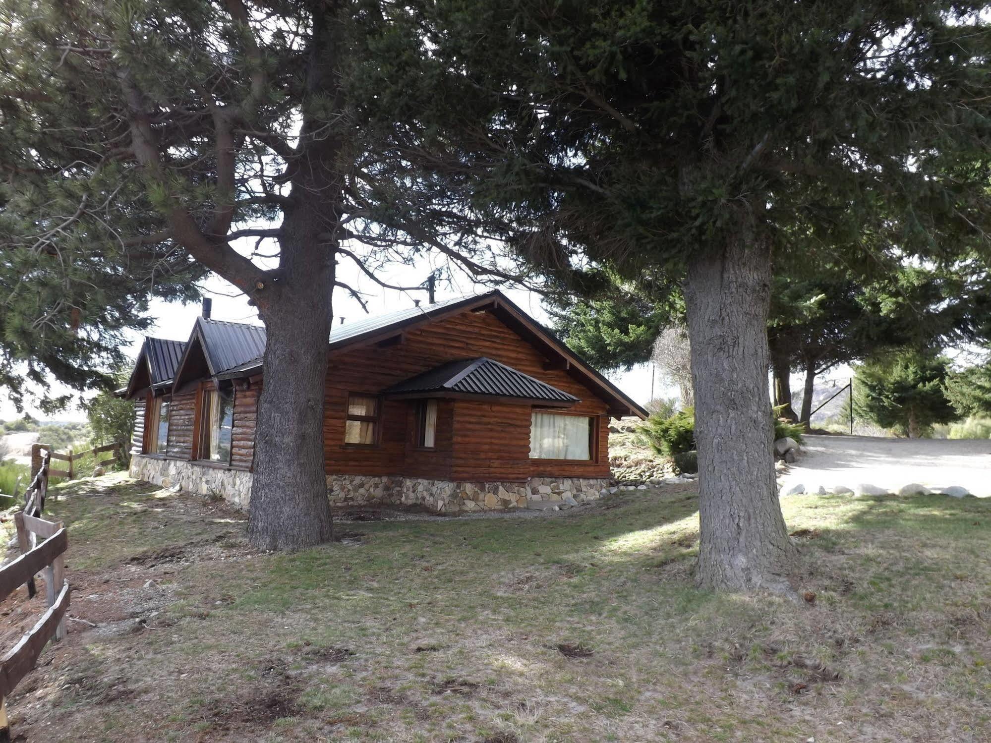 Del Carmen Mountain Lodge *